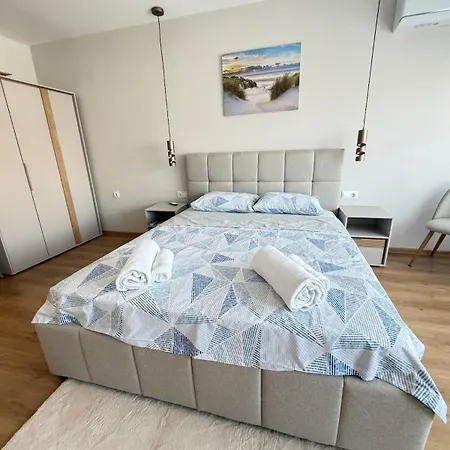 Azure Lazur 2bd * Burgas City